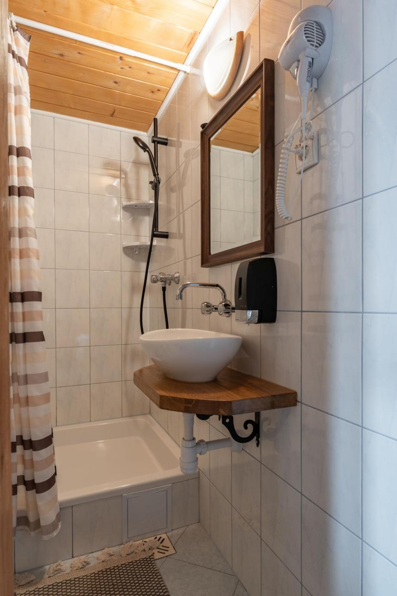 Apartamenty U Lolka 布库维纳塔然斯卡 客房 照片
